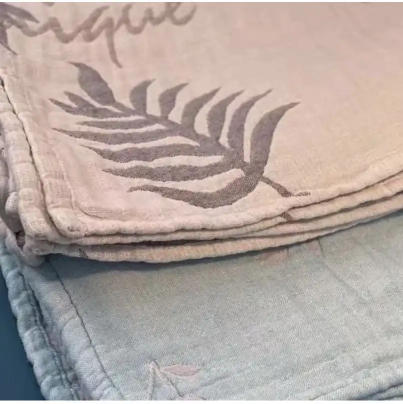 What Makes a Cotton Gauze Comforter Ideal for Hot Sleepers?