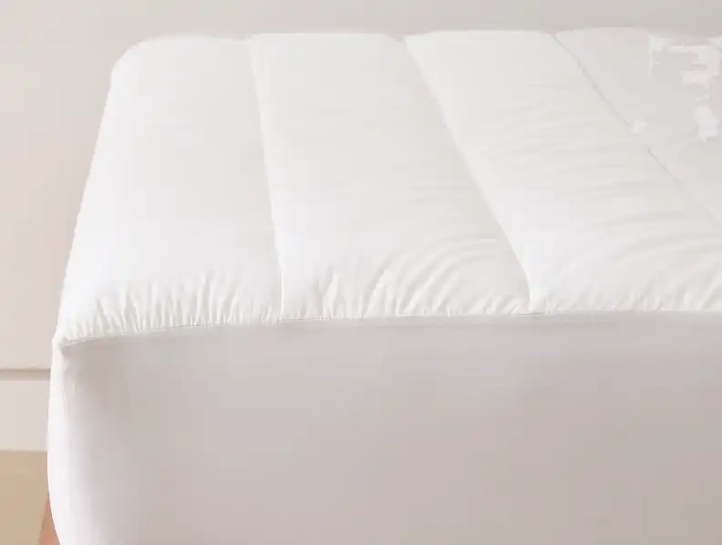 What is a down alternative mattress topper？