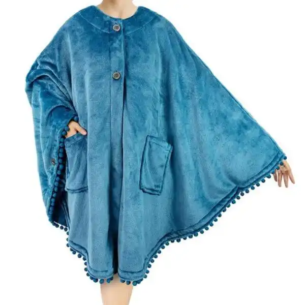 The Ultimate wearable fleece blanket Winter Experience